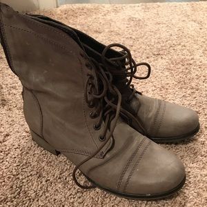 Steve Madden boots